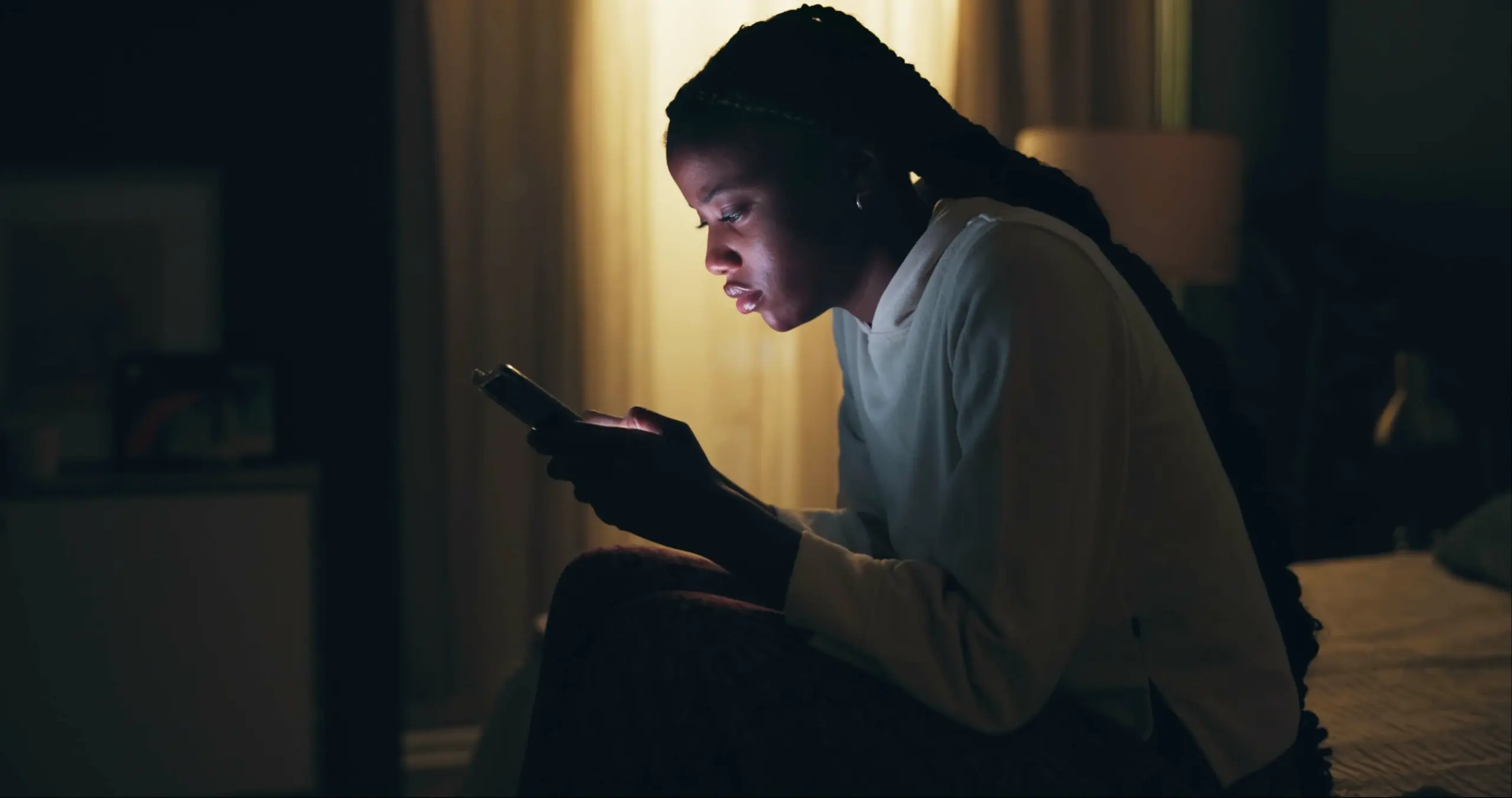 Teen showing mental health struggles linked to social media and addiction
